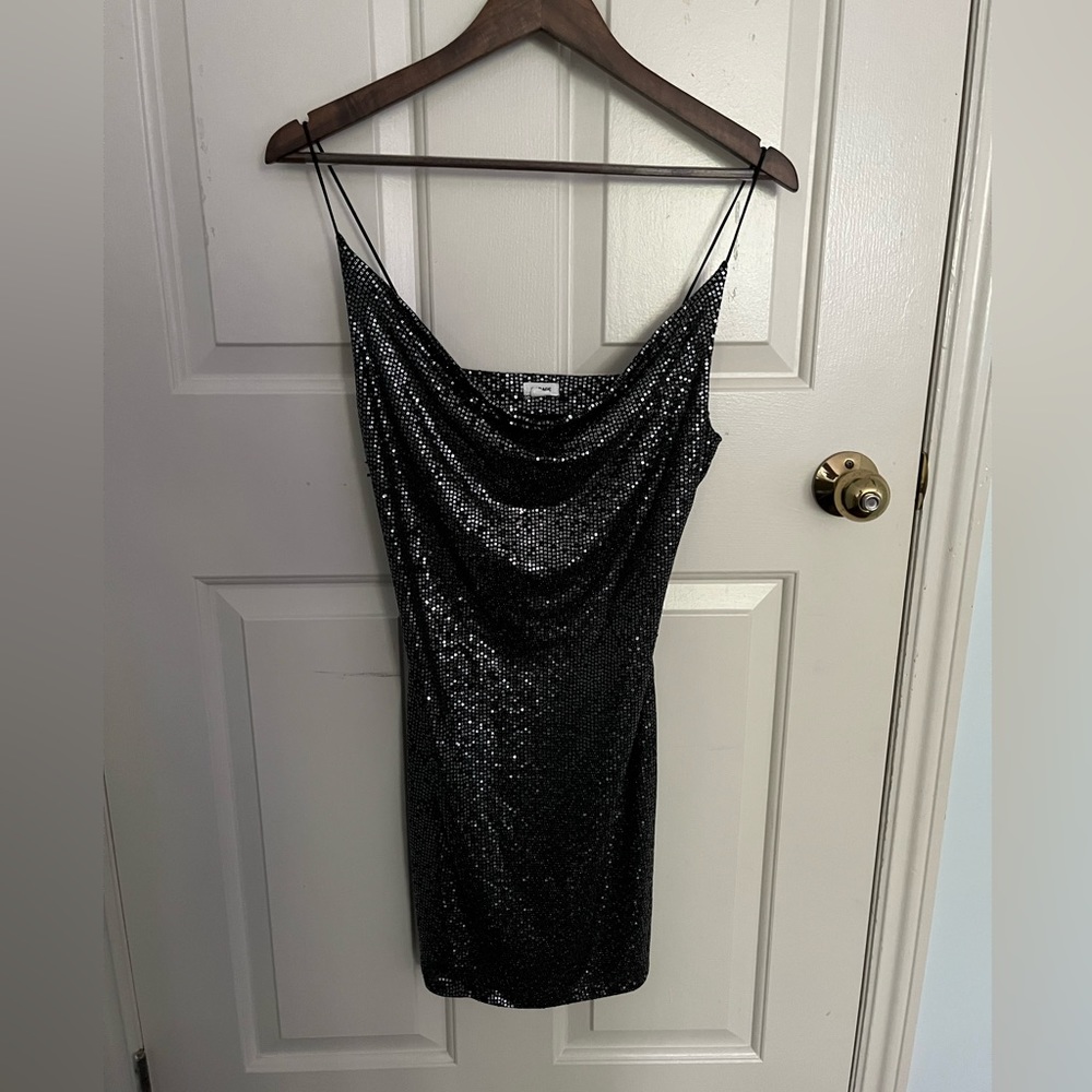 Sparkly sequins mini dress